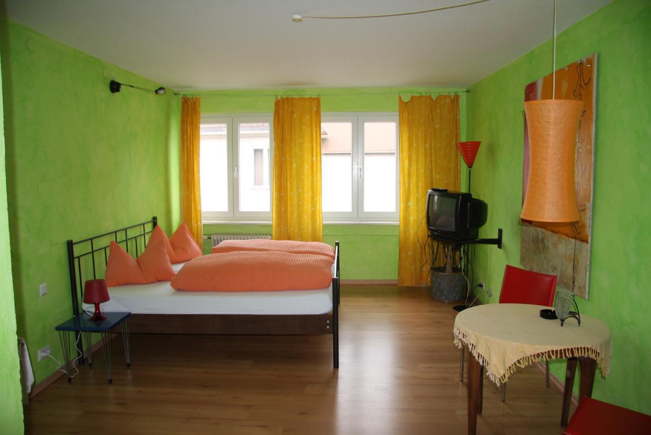 Hostel El Bocado Friedrichshafen Ngoại thất bức ảnh