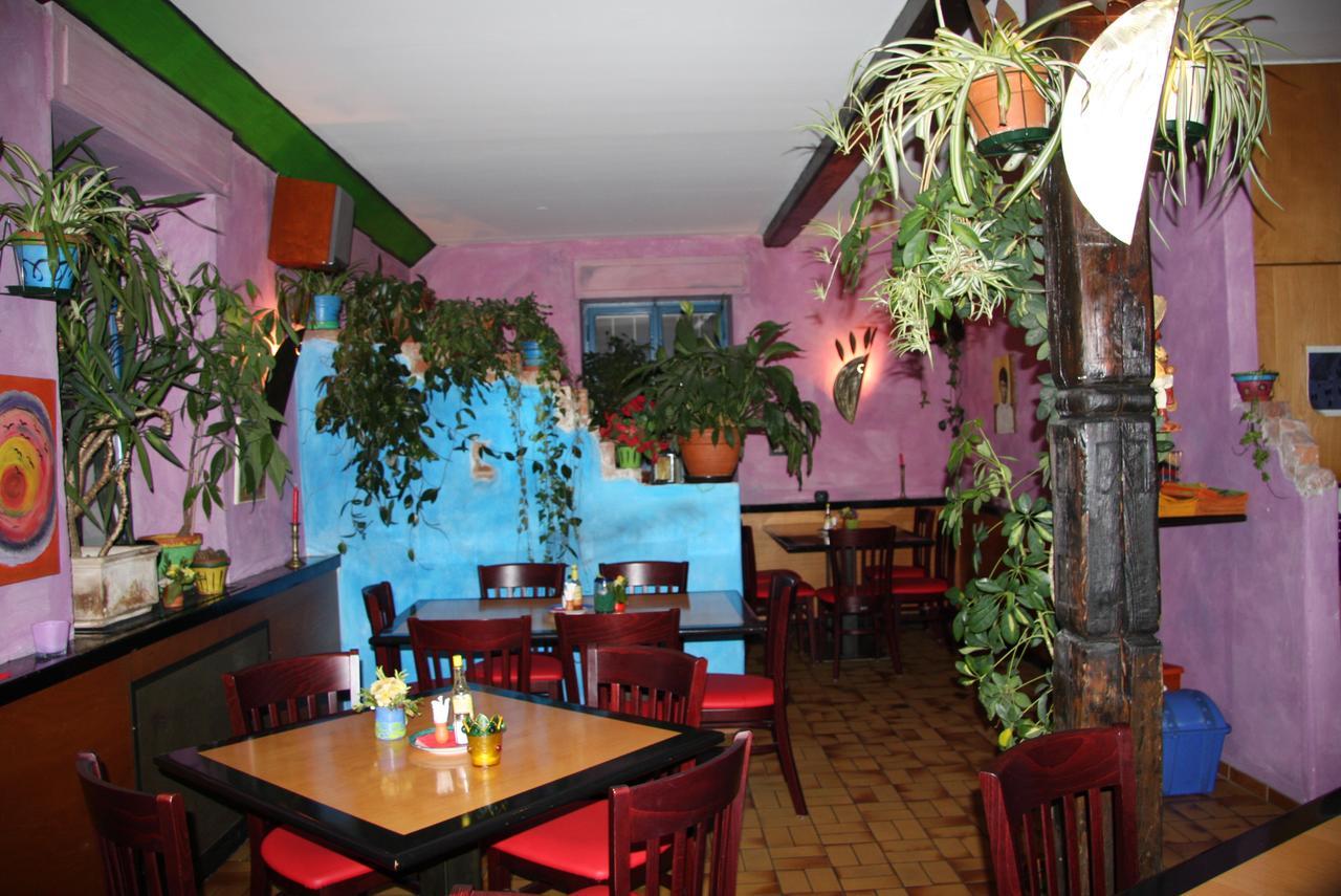 Hostel El Bocado Friedrichshafen Ngoại thất bức ảnh